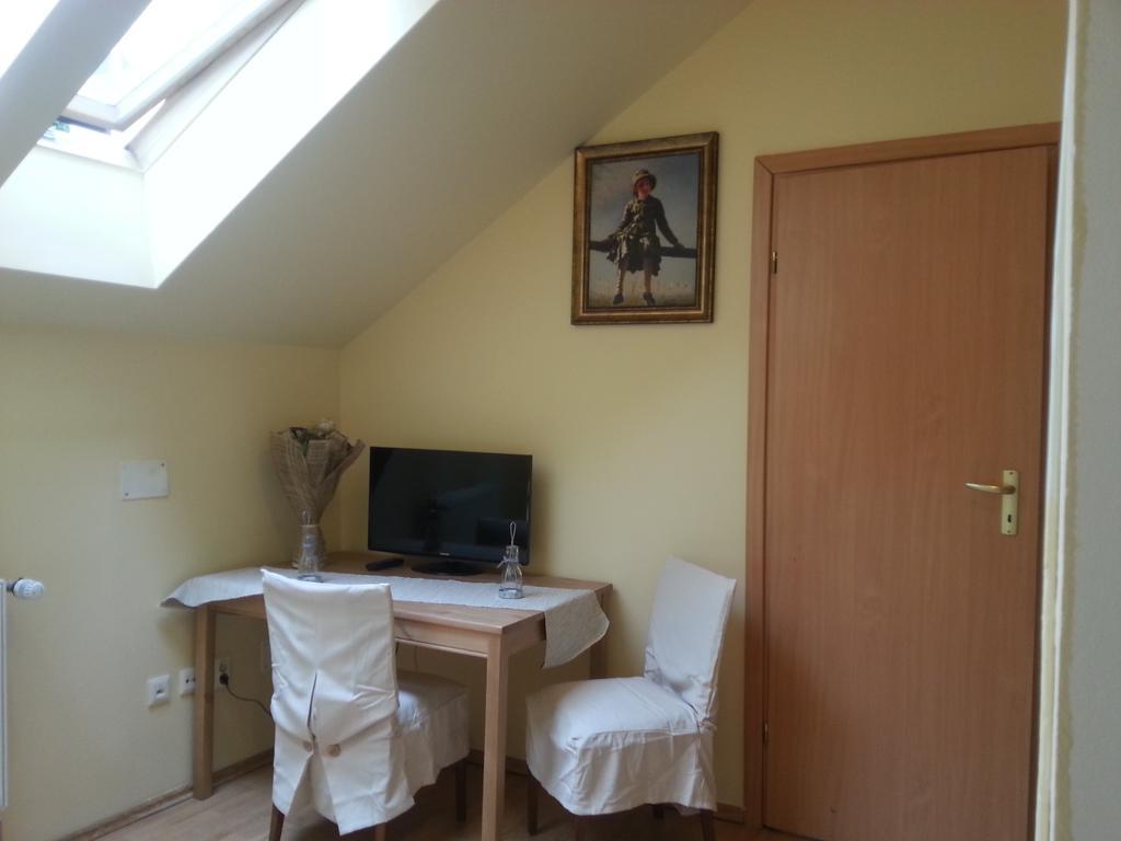 Center Park Apartment Cluj-Napoca Eksteriør bilde